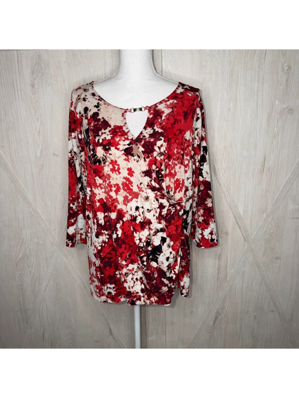 Plus 2X Red Black White Floral V Neck Blouse Long Sleeve Tunic Top Blouse Shirt